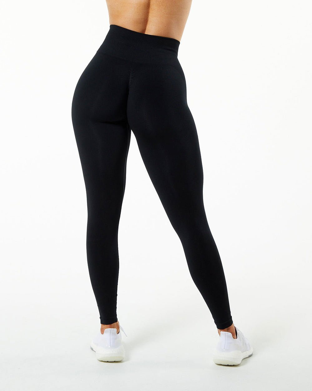 Magnify Seamless Scrunch Leggings